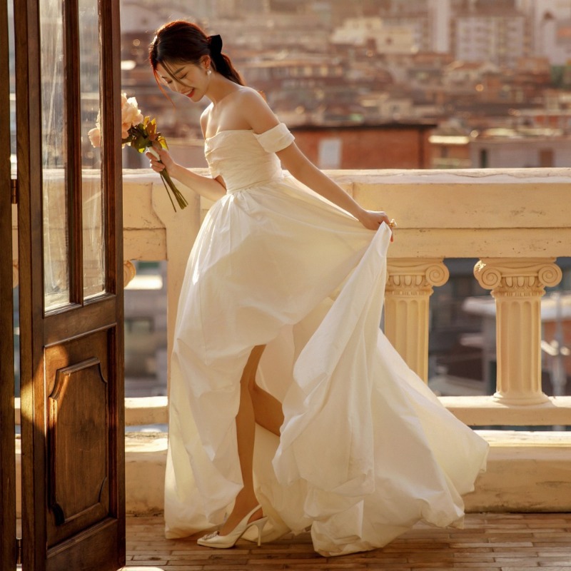 Robe de mariée simple à une ép - Photography Natural Lighting avis et prix