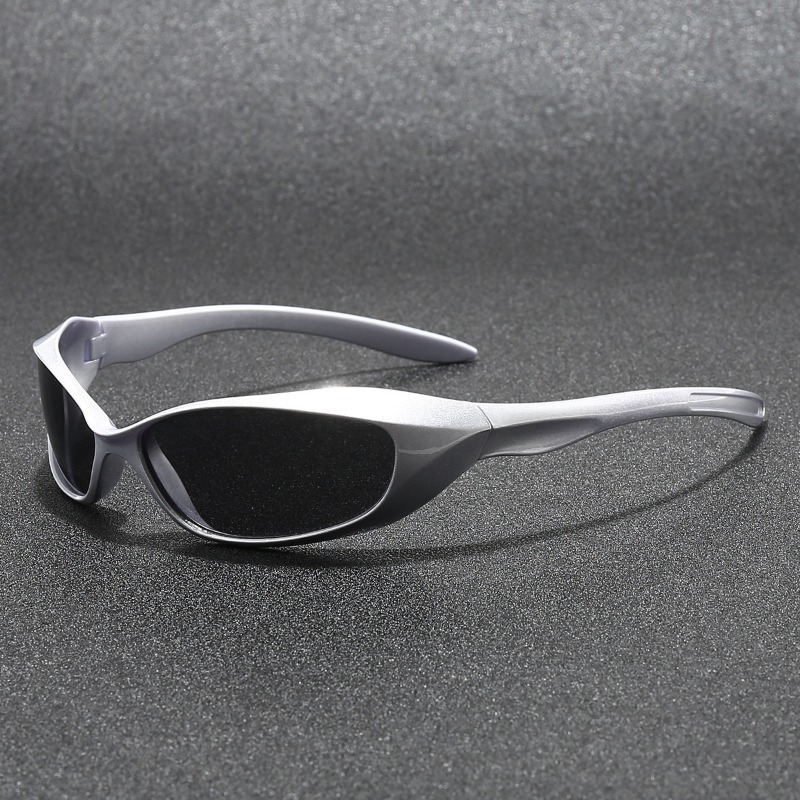 Nouvelles lunettes de soleil Y - Photography Of A Man avis et prix