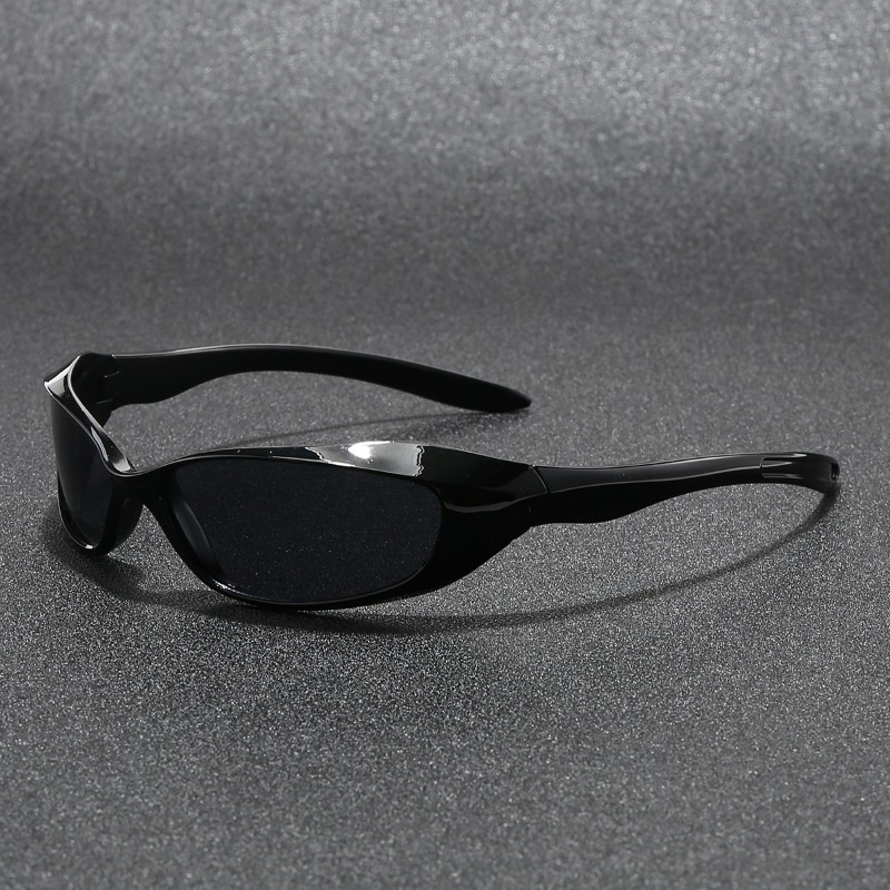 Nouvelles lunettes de soleil Y - Photography Of A Man avis et prix